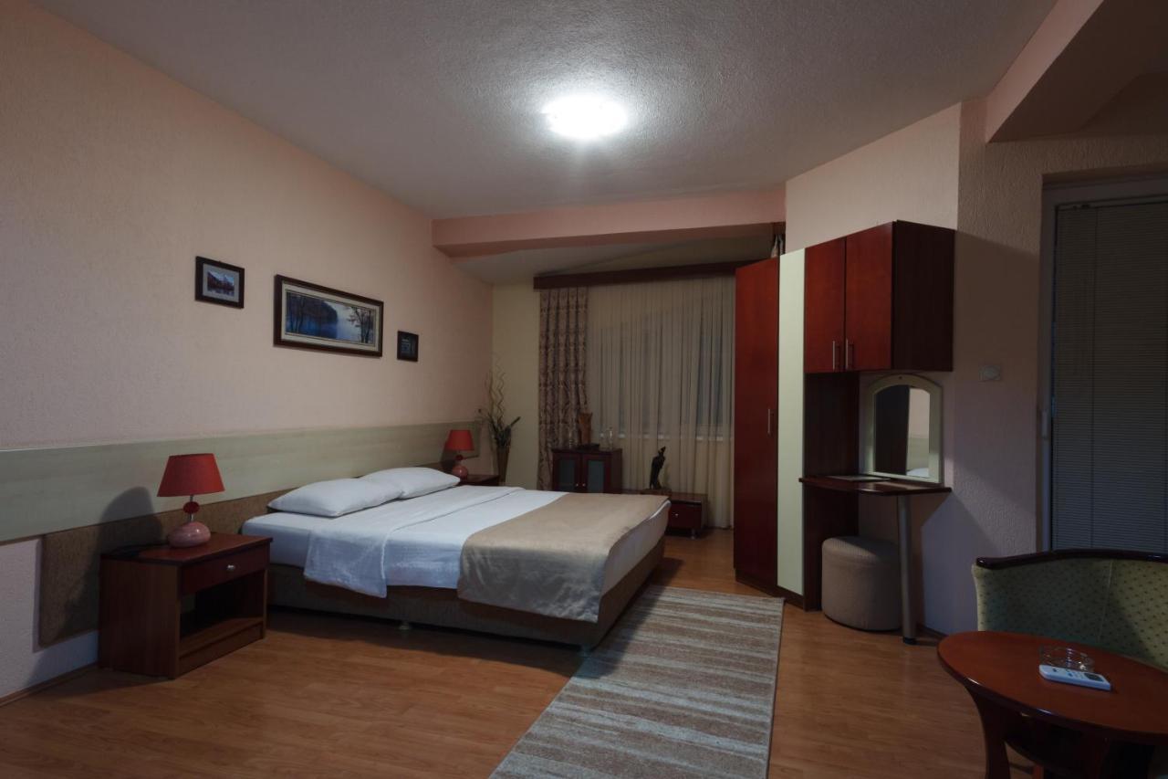 Hotel Ilinden Στρώμνιτσα Εξωτερικό φωτογραφία